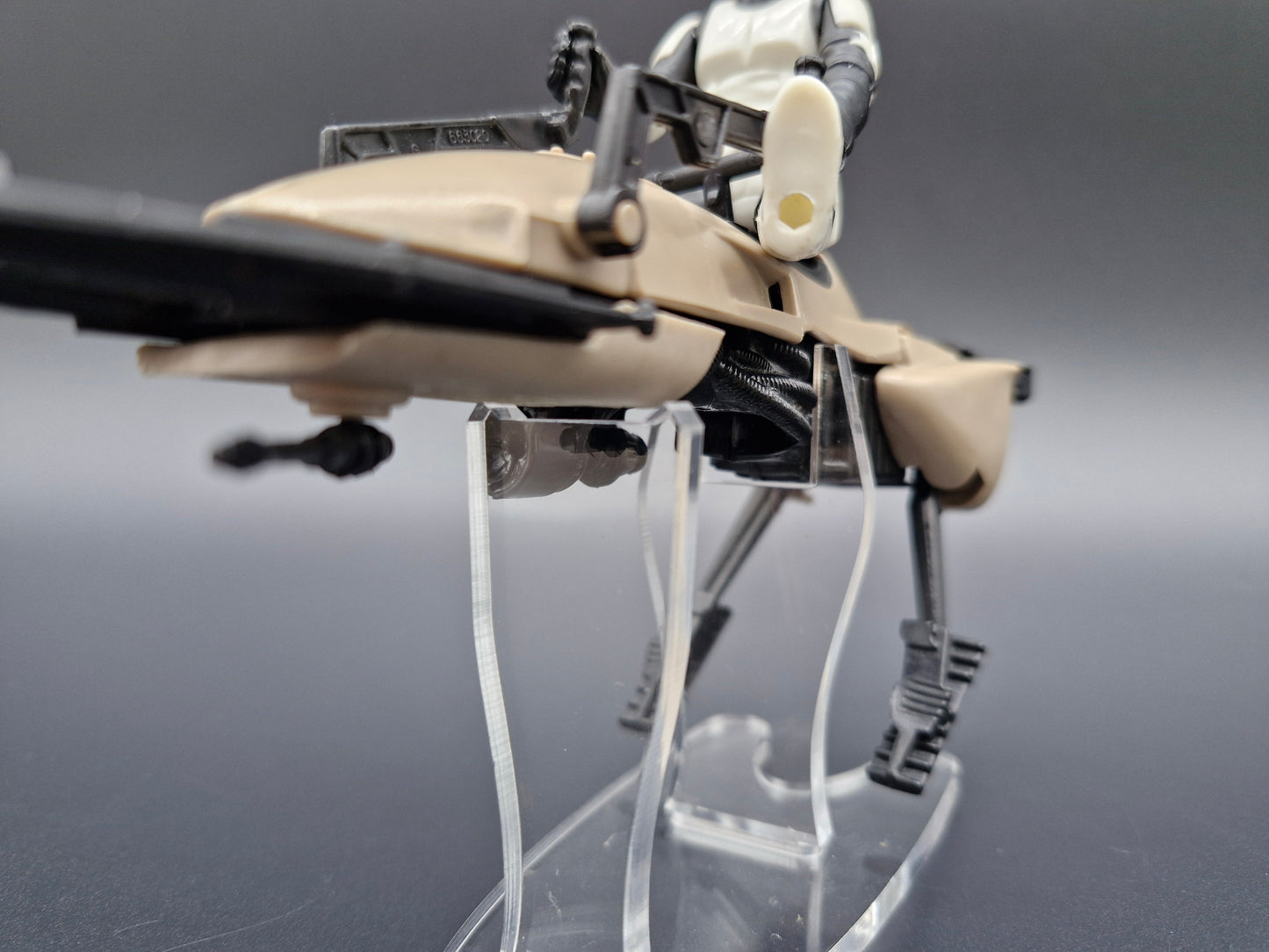 Star Wars Vintage Speeder Bike Vehicle Ship Stand