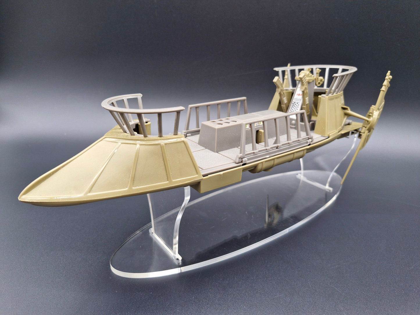 Star Wars Vintage & VC Vintage Collection Tatooine Skiff Ship Stand