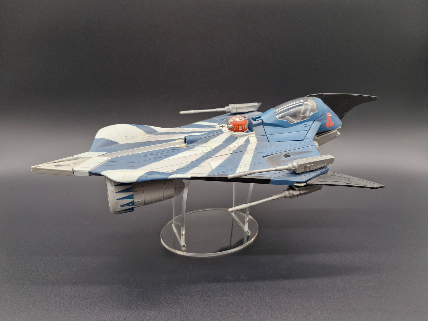 Star Wars Modern Anakin Modified Jedi Starfighter Ship Stand (Clone Wars)
