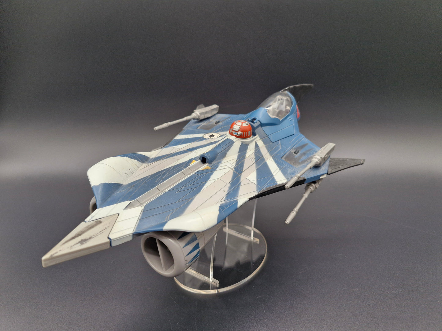 Star Wars Modern Anakin Modified Jedi Starfighter Ship Stand (Clone Wars)