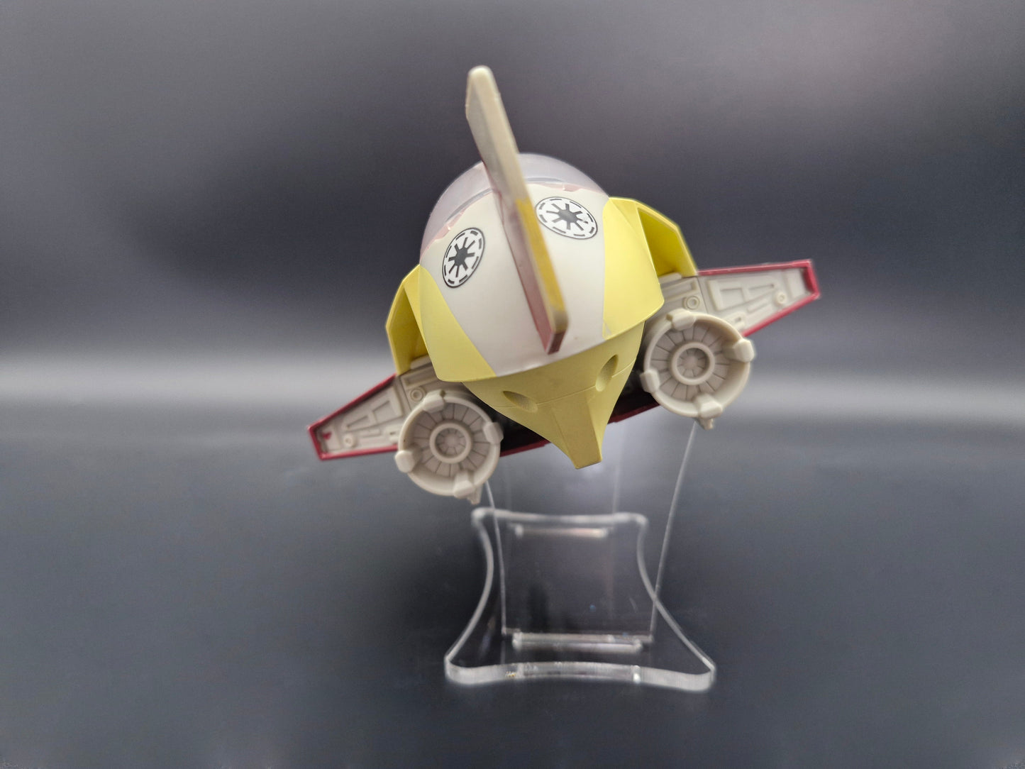 Star Wars Modern Ship Stand - AOTC Kenobi & Plo Koon Jedi Starfighter